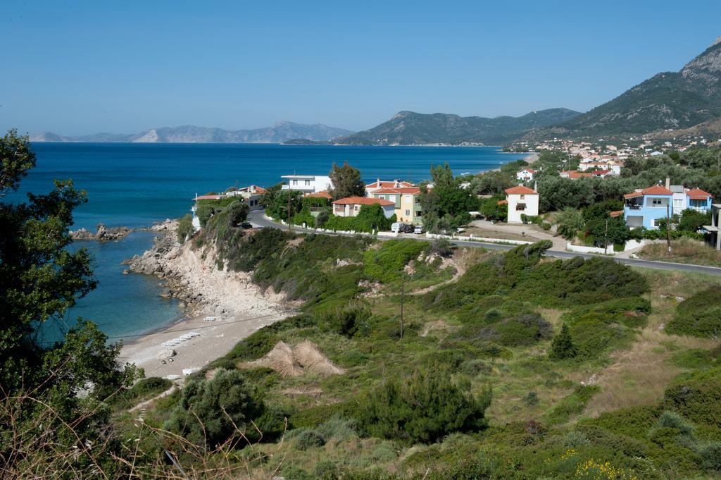 Aphrodite Samos Suites Marathókampos Екстериор снимка