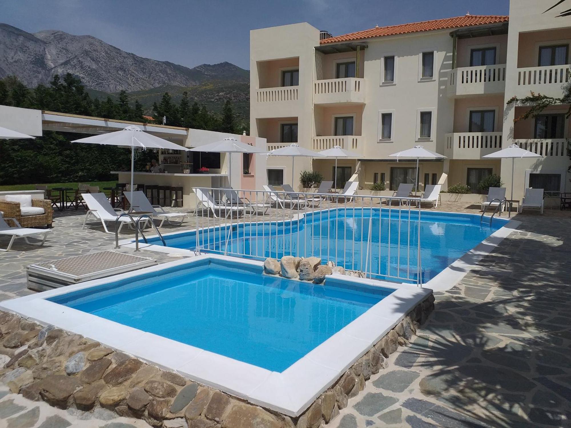 Aphrodite Samos Suites Marathókampos Екстериор снимка