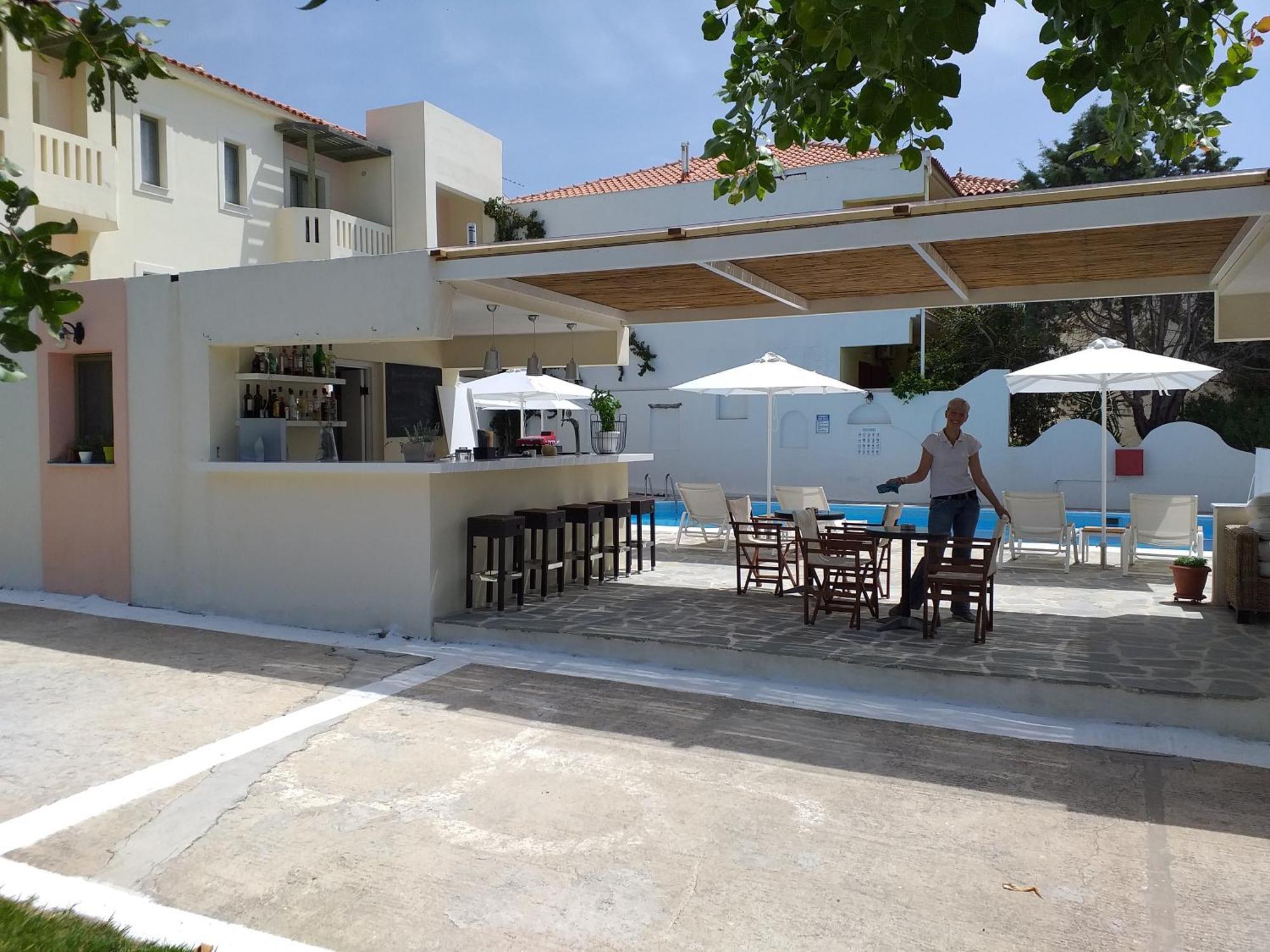 Aphrodite Samos Suites Marathókampos Екстериор снимка