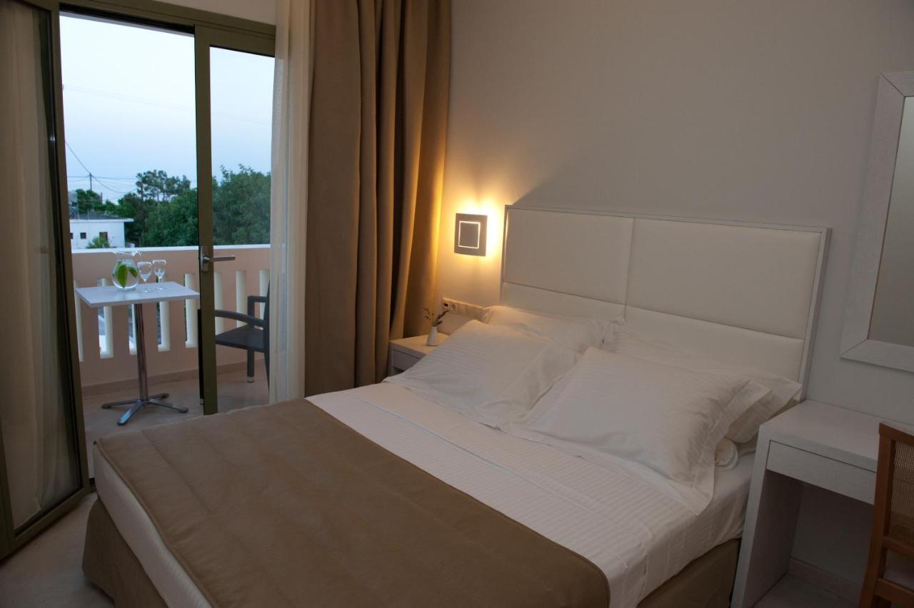 Aphrodite Samos Suites Marathókampos Стая снимка
