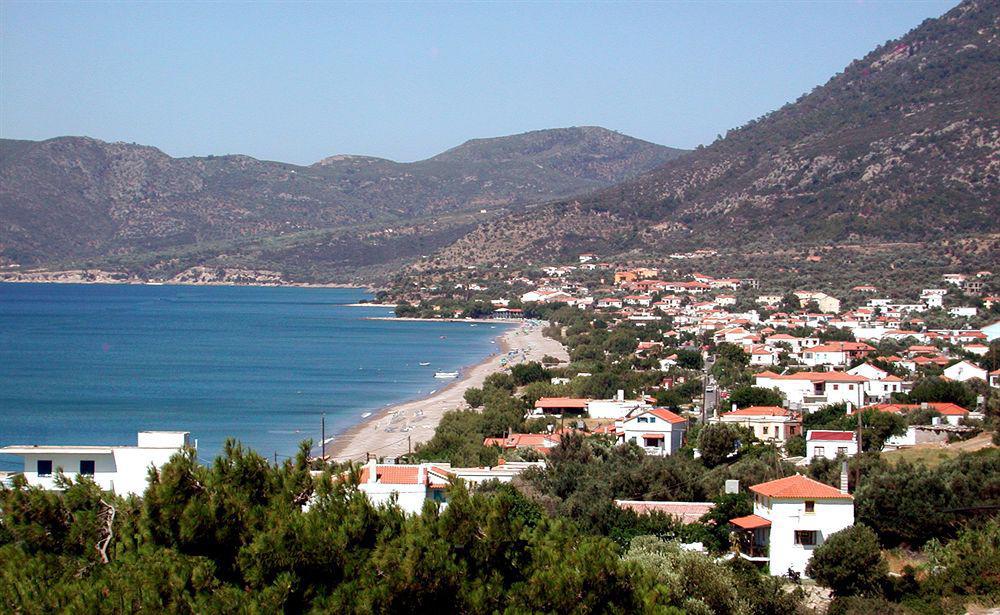 Aphrodite Samos Suites Marathókampos Екстериор снимка